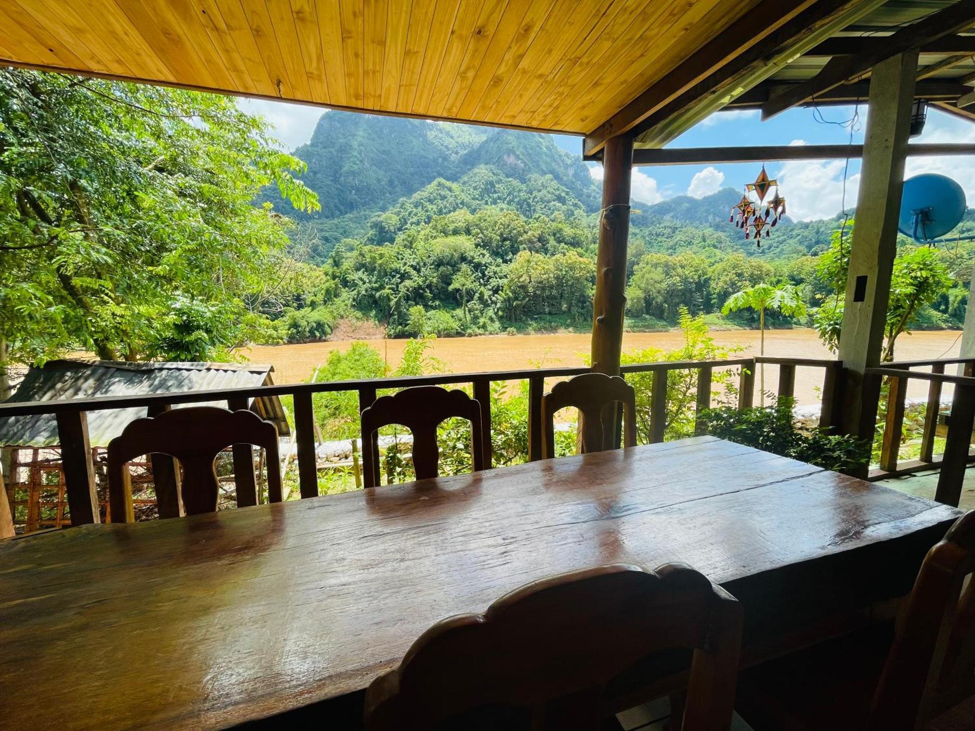 Nong Khiaw Ing Ing Mountain View住宿加早餐旅馆 外观 照片